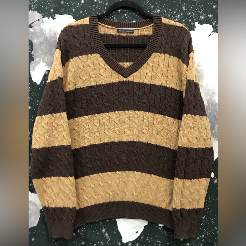 Brandy Melville sweater